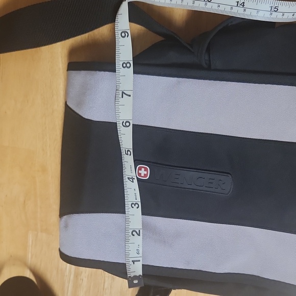 Wenger Swiss Gear Bag - Picture 13 of 14